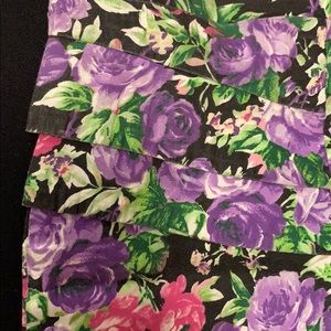 FREEWAY flower patterned mini skirt 🌸